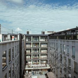 UMA Suites Chia，位于奇亚的酒店