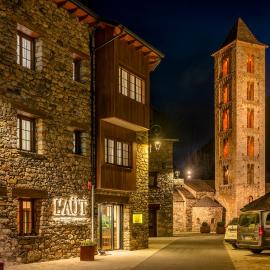 Hotel L'Aüt，位于艾里拉瓦尔的酒店
