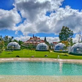 Mantra Glamping & Chalets，位于萨卡特兰的酒店