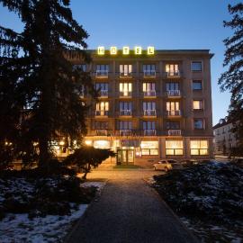 Hotel Belvedere Příbram，位于普日布拉姆的酒店