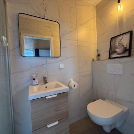 Bluestone Appartments 25qm free and near parking，位于布劳施泰因的酒店