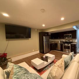 Private Guest House-Lake Ronkonkoma，位于朗康科马的酒店