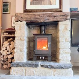 Misty View - 2 Bed Cottage in Winchcombe，位于温什科姆的酒店