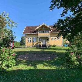 Stort hus på Fen i Ulefoss i rolige omgivelser，位于Ulefoss的酒店