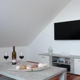 Ferienwohnung Grauschiefer，位于Irsch的酒店