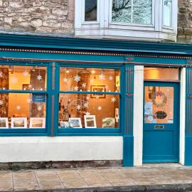 Cheviot House Gallery And Guest Rooms，位于伍勒的酒店