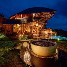 CR Tris Casa De Bambú - Bamboo House Bali
