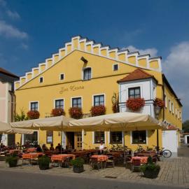 Hotel Zur Krone,位于拜尔恩格里斯的酒店