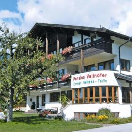 Farmhouse on Mieminger Plateau with Mountain Views，位于米明的酒店