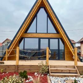 Saltwood A-Frame, Free Parking，位于图尔达的酒店