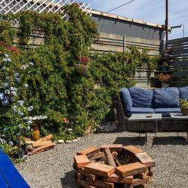 Beach cozy fresh vibes RV，位于恩塞纳达港的酒店