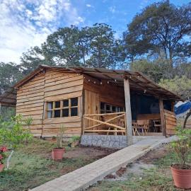 Cabaña del Lago parejas，位于马斯科塔的酒店
