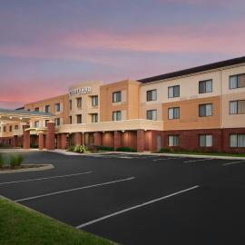 Courtyard by Marriott Knoxville Airport Alcoa，位于阿尔科的酒店