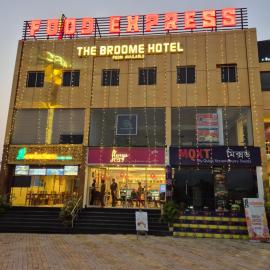 THE BROOME GURAP,位于Jāmpur的酒店