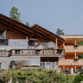 Hotel Berghaus Rosengarten - Culinary Hideaway，位于新黎凡特的酒店
