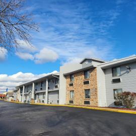 Motel 6-Omaha, NE,位于Millard的酒店