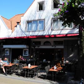 `t Wapen van Terschelling，位于米茨兰的酒店