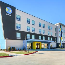 Tru By Hilton Rogers Bentonville，位于罗杰斯的酒店