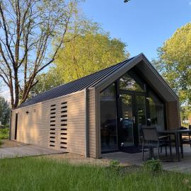Ferienhaus tinydroom im Europarcs Bad Hoophuizen am Veluwemeer，位于许尔斯霍斯特的酒店