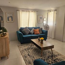 Sunny Acres Villa, St.Lucia，位于Choc的酒店