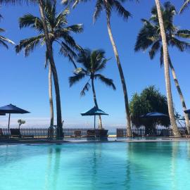 Blue Beach Hotel，位于瓦都瓦的酒店