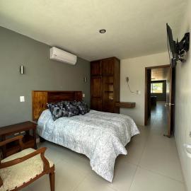 Loft privado cerca del Jardín Principal de Sayula，位于Sayula的酒店