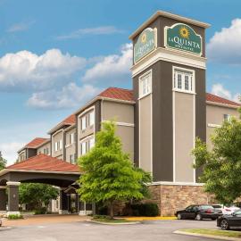 La Quinta by Wyndham Smyrna TN - Nashville,位于士麦那的酒店