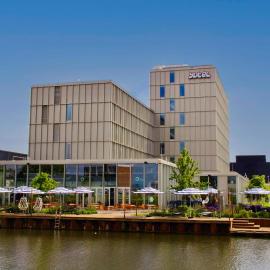 YOTEL Amsterdam，位于阿姆斯特丹的酒店