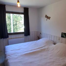 Auberge Chez Dikke Vriend, Chambres et taverne，位于希尼的酒店