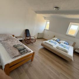 Ferienwohnung Goldener Drache，位于阿多夫的酒店