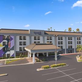 Spark by Hilton Bakersfield Central，位于贝克斯菲尔德的酒店