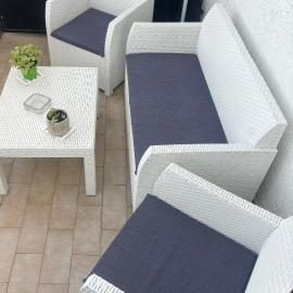 Appartamento Giardini Naxos Butterflies Home，位于斯基索的酒店