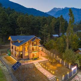 Zostel Pahalgam，位于帕哈尔加姆的酒店