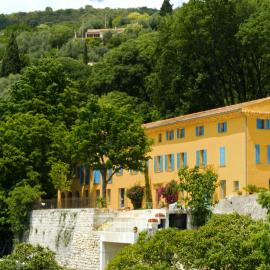 Domaine de la Cascade Parfumée，位于格拉斯的酒店