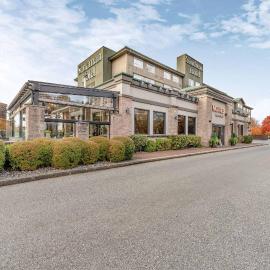 Sandman Hotel & Suites Vancouver Airport，位于里士满的酒店