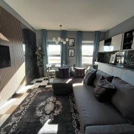 Apartment with terrace House 33