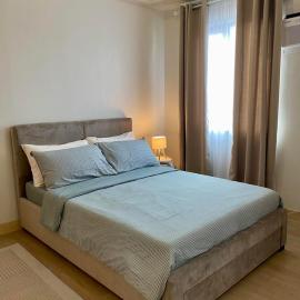 Condo unit near SM City Sta Rosa unit 3，位于圣罗莎的酒店