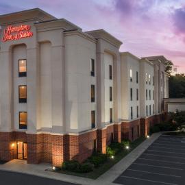 Hampton Inn & Suites-Knoxville/North I-75