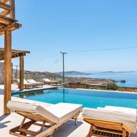 Ria Mar Villas & Suites by Live&Travel，位于胡拉吉亚的酒店