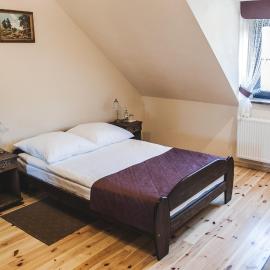 Hotel Pod Kogutkiem，位于Krzywaczka的酒店