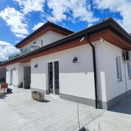 Pozzilli Affitacamere Appartamenti，位于Pozzilli的酒店
