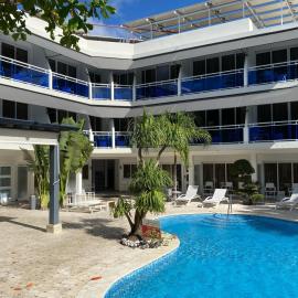 New Garden Hotel，位于苏莎亚的酒店