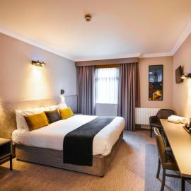 The Royal Toby Hotel,位于罗奇代尔的酒店