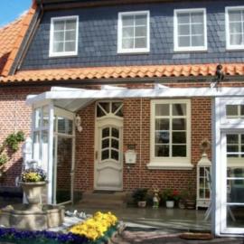 Fehmarn Bauernhauskunz，位于费马恩的酒店