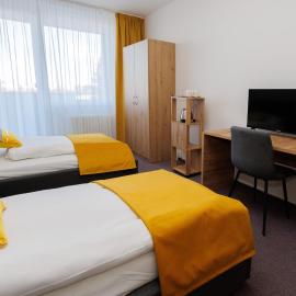 Hotel FIT,位于普热罗夫的酒店