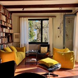 Casa d'epoca con giardino 5 min da Locarno，位于米努西奥的酒店