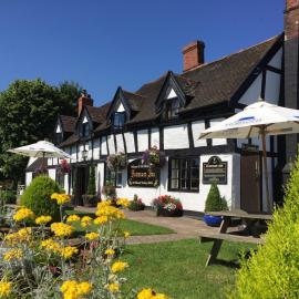 The Fountain Inn Tenbury Wells，位于滕伯里的酒店