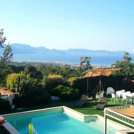 B&B Iolì Vesuvio，位于埃尔科拉诺的酒店