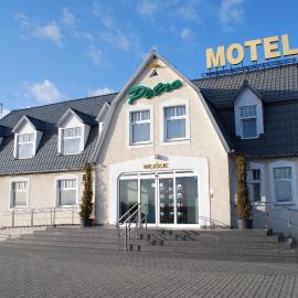 Motel Petro，位于托日姆的酒店
