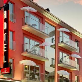 Hotel Alendouro，位于马塞杜-迪卡瓦莱鲁什的酒店
